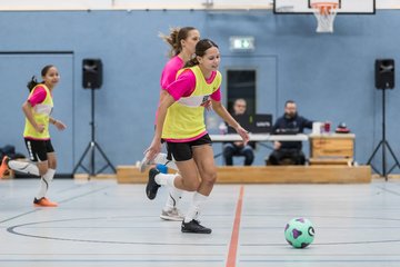 Bild 576 - B-Juniorinnen 2 Loewinnen Cup